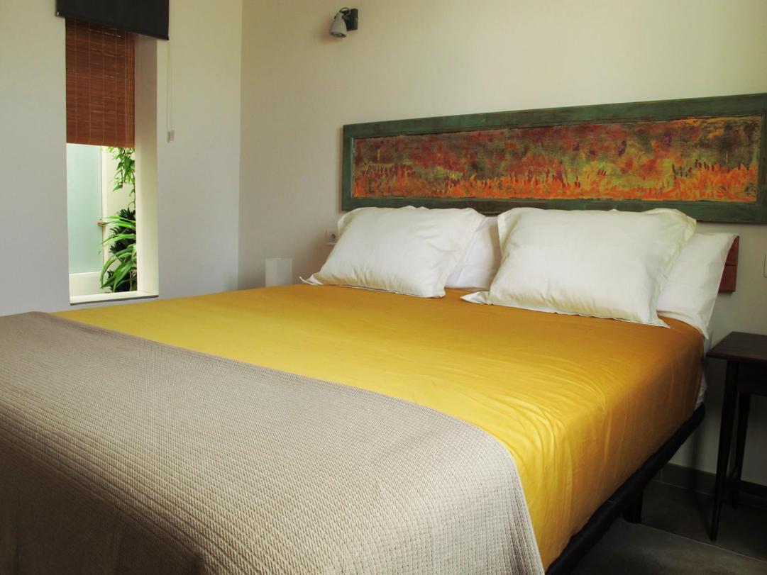 Bungalow Goa Pool View, Playa Roca Residence Sea Front Access - Free Ac - Wifi Коста-Тегисе Экстерьер фото